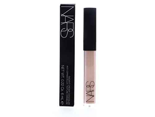 NARS Radiant Creamy Concealer for under eye V application