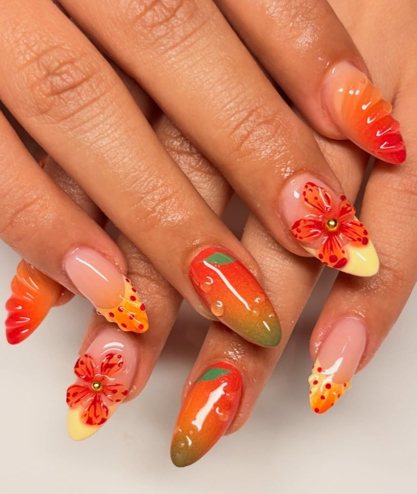Papaya summer manicure